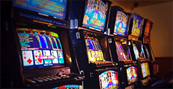 Bid to lower pokies max bets in Victoria to $1 gets boost